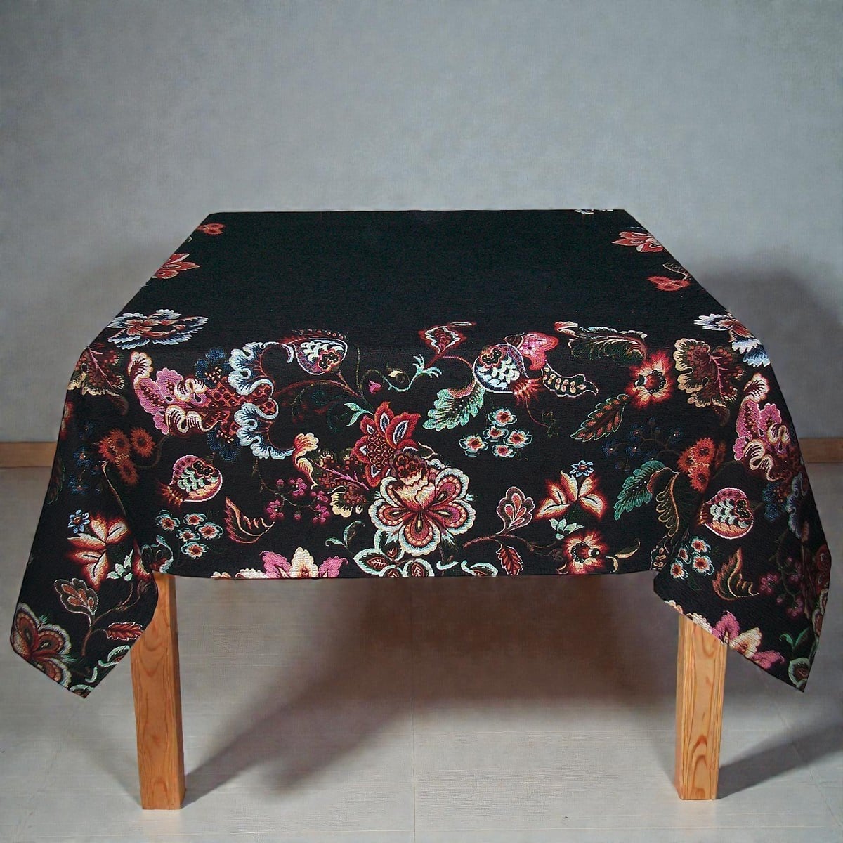 Τραπεζοκαρέ 140x140 Cotone Melania